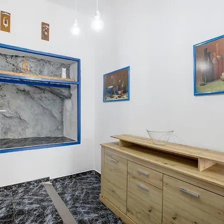 La Grotta Del Drago Appartement Arico